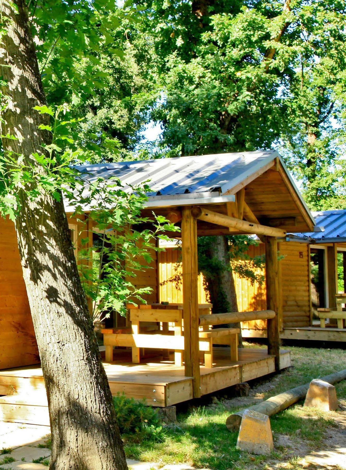 Albirondack Camping Lodge & Spa 외부 사진