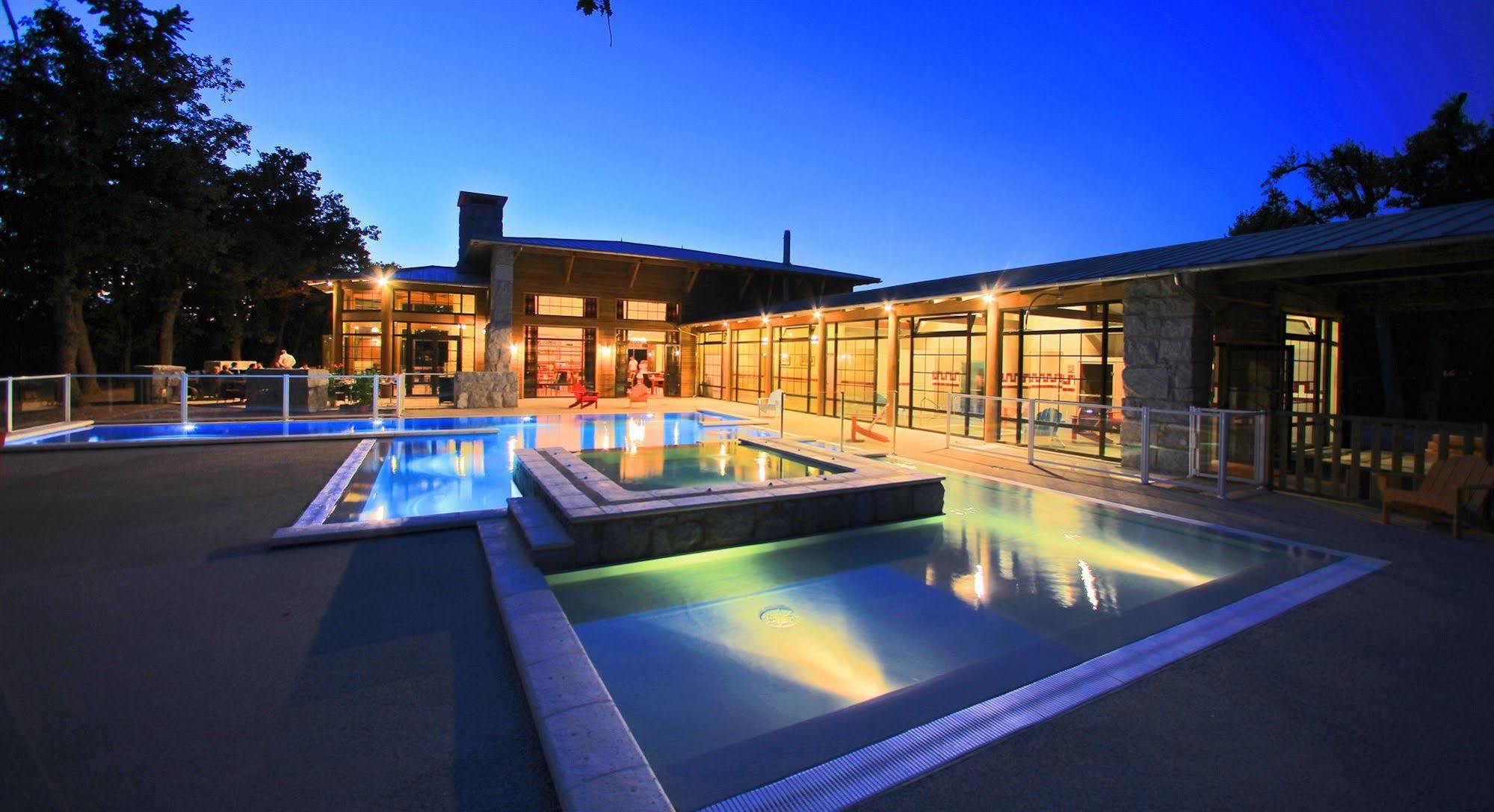 Albirondack Camping Lodge & Spa 외부 사진